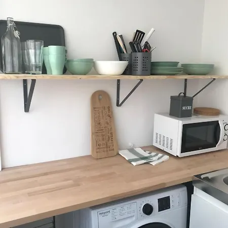 Centre Apartment *