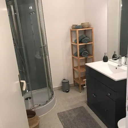 Apartment Centre